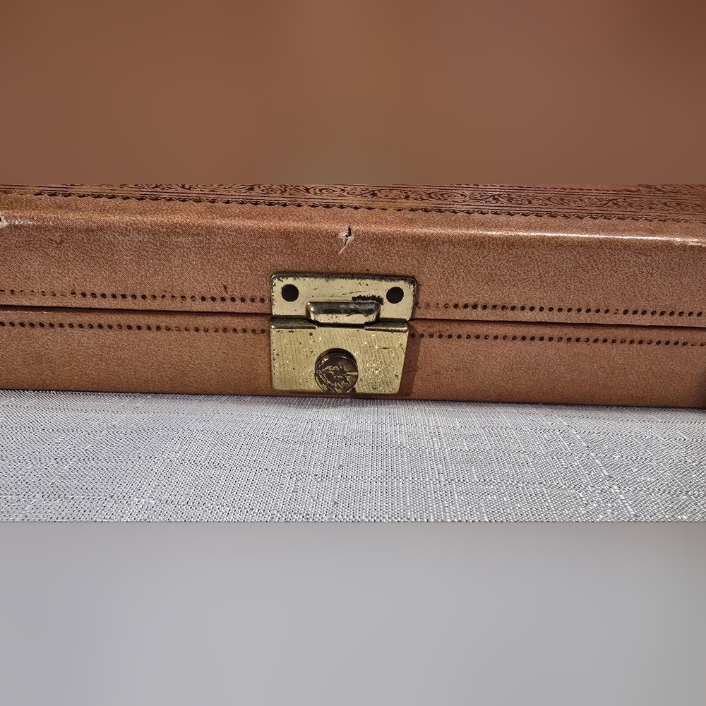 Vintage Mele MCM Salmon Pink Vinyl Exterior Jewelry Box - Picture 8 of 15